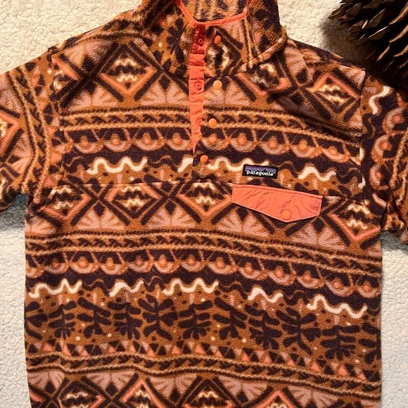 R a r e Patagonia Synchilla in Mangrove Henna Brown - Picture 3 of 10